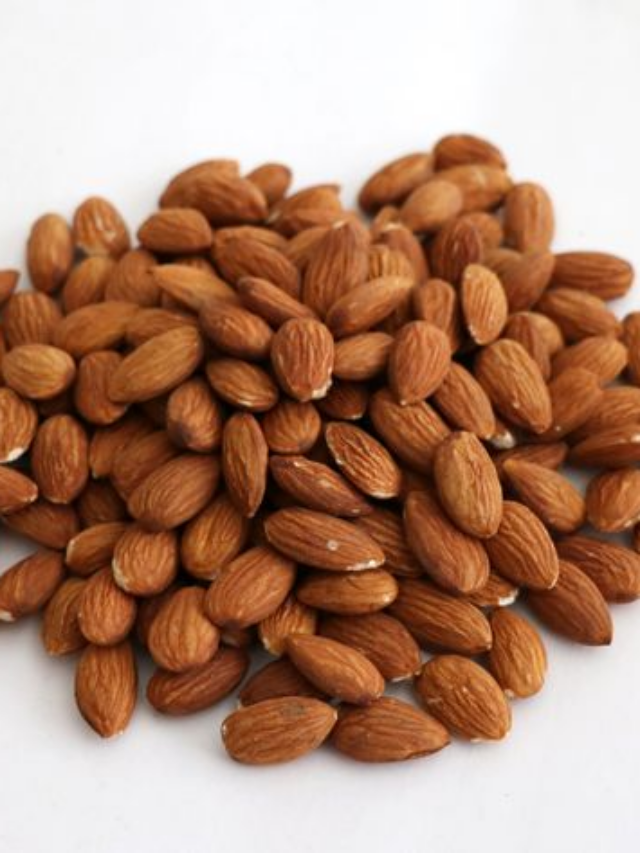 6 Benefits of Eating Almonds for Your Body