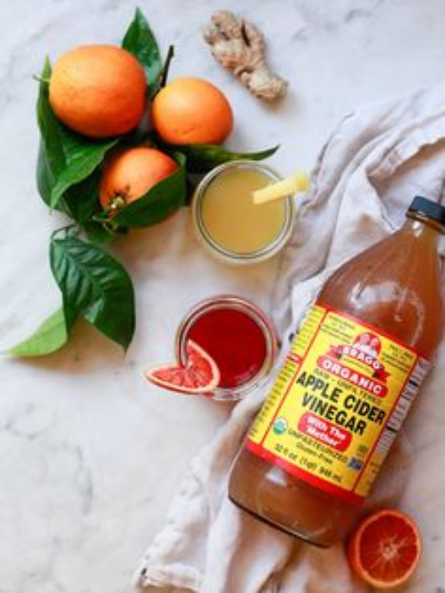 How to Make an Apple Cider Vinegar and Honey Health Drink