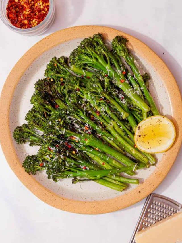 The Brilliant Roasted Broccoli Trick I'll Follow Forever